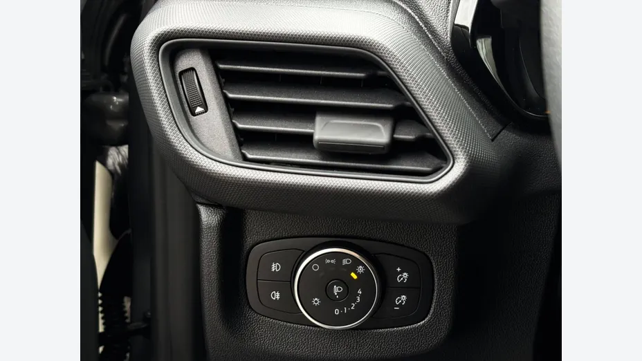 FORD Transit Courier Transit Courier 1.0 EcoBoost 2,1t Trend aut Nowy
