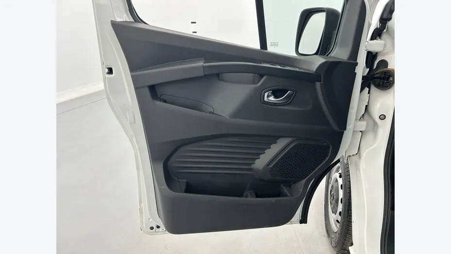 RENAULT Trafic -