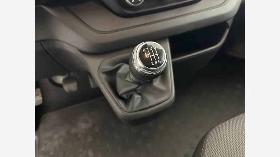 RENAULT Trafic -