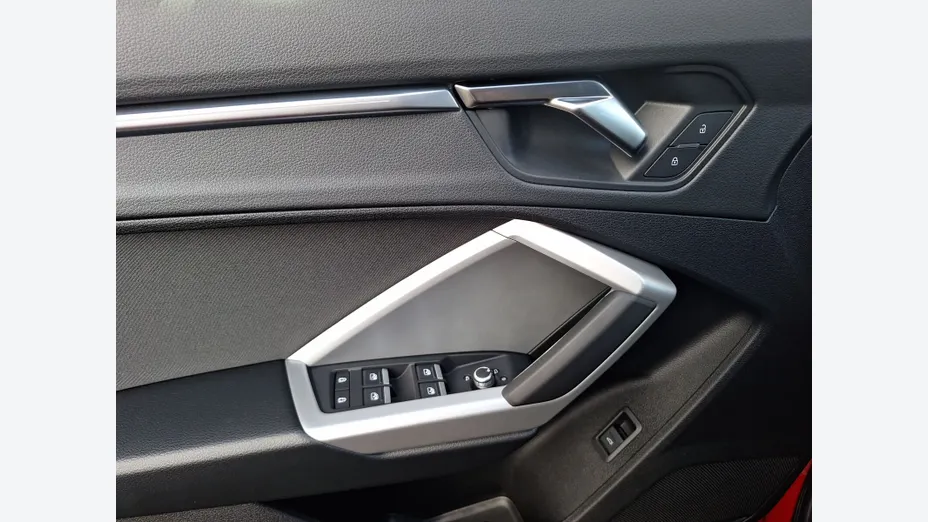 AUDI Q3 Sportback -