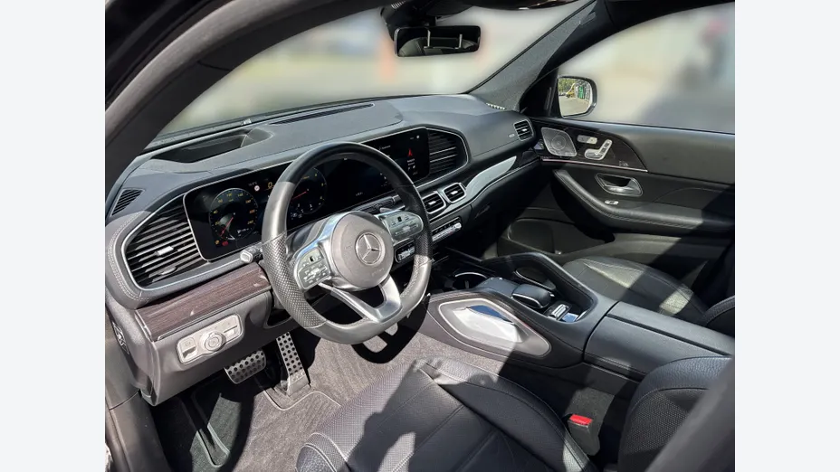 MERCEDES-BENZ GLS -