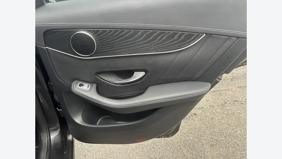 MERCEDES-BENZ GLC GLC 200 d 4-Matic Business Edition