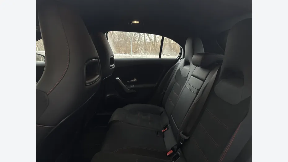MERCEDES-BENZ A Klasa A 200 AMG Line 7G-DCT