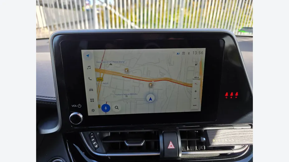 TOYOTA C-HR -