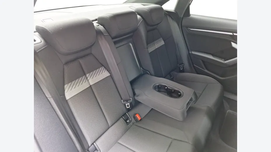 AUDI A3 Limousine -