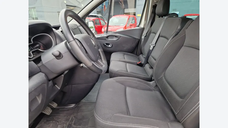 RENAULT Trafic Trafic 2.0 dCi L2H1 HD Pack Clim EDC