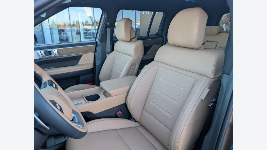 HYUNDAI Santa Fe Santa Fe 1.6 T-GDI HEV Calligraphy 4WD aut 6os. Nowy