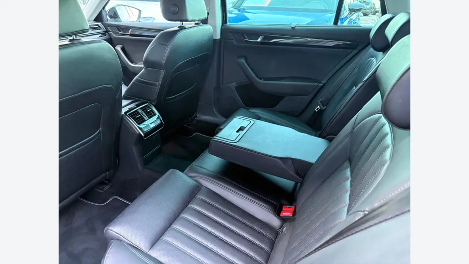 SKODA Superb Superb 2.0 TDI 4x4 L&K DSG