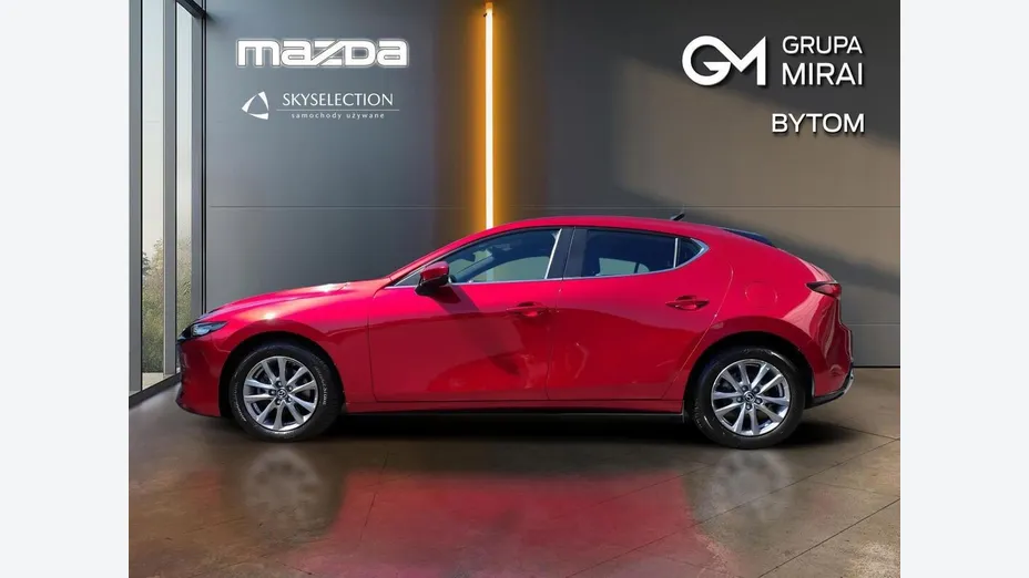 MAZDA 3 -