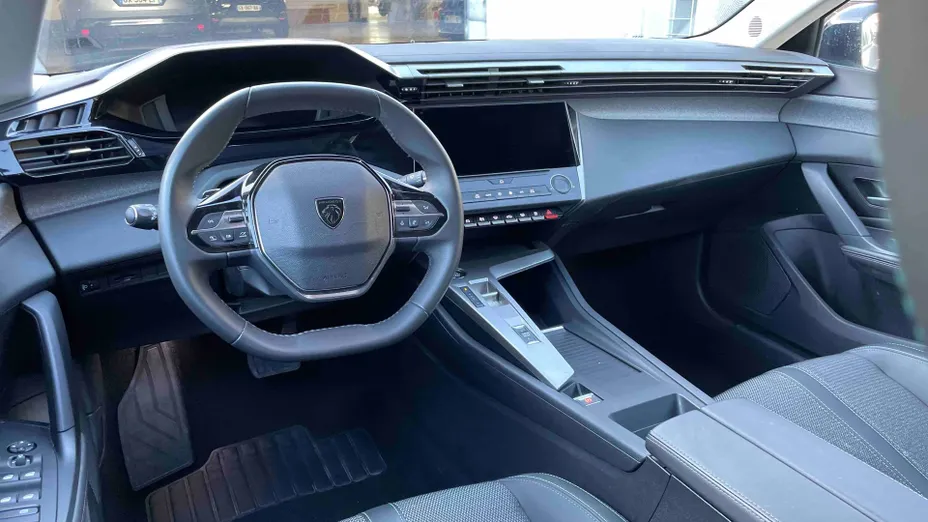 PEUGEOT 308 -