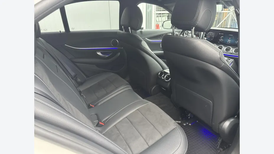MERCEDES-BENZ E Klasa E 220 d 4-Matic AMG/Avantgarde