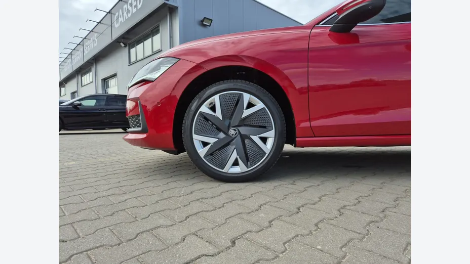 SKODA Superb Superb 2.0 TSI Drive DSG Nowy
