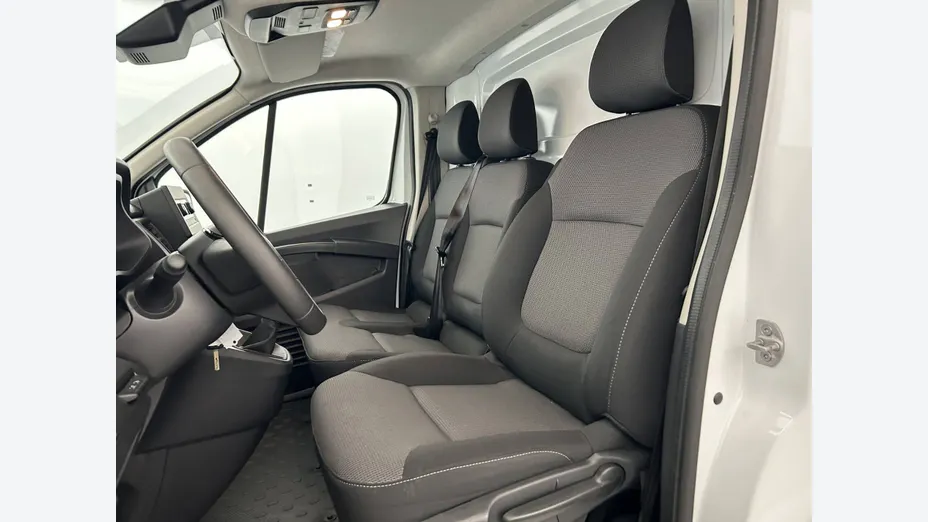 RENAULT Trafic -