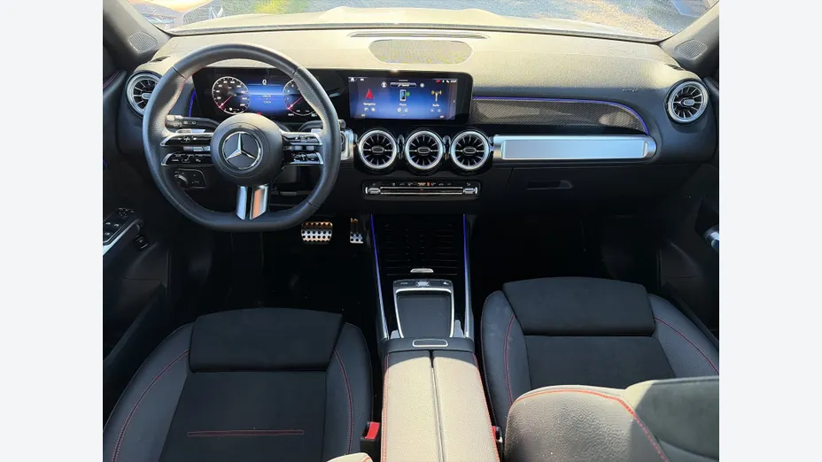 MERCEDES-BENZ GLB GLB 200 mHEV AMG Line 7G-DCT