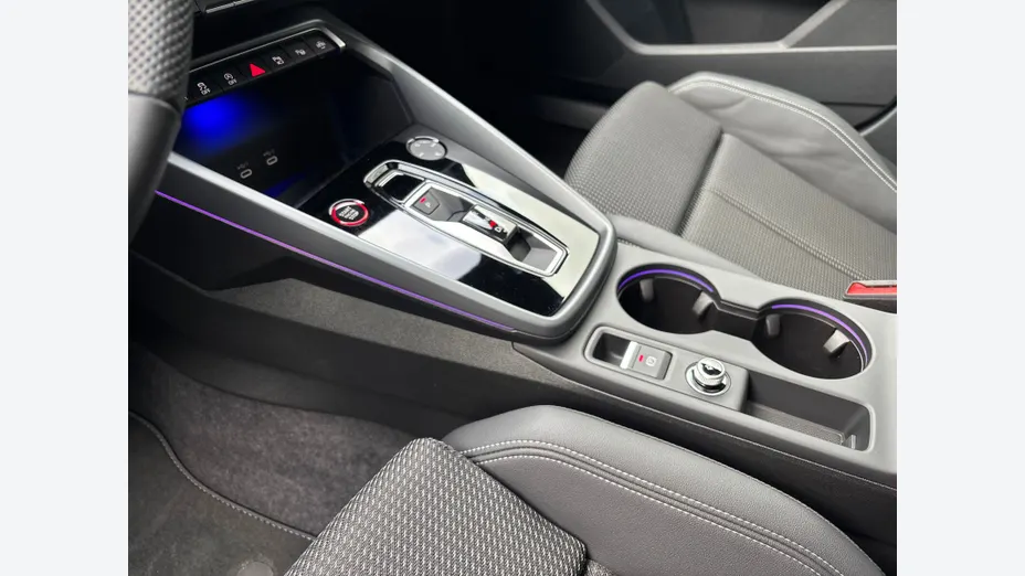 AUDI S3 Sportback -