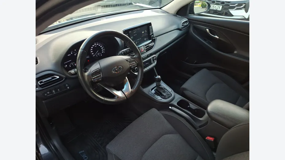 HYUNDAI i30 i30 1.0 T-GDI Smart DCT