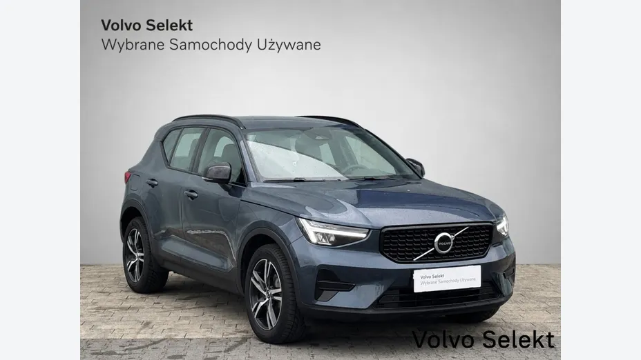 VOLVO XC40 XC40 B3 Plus Dark aut