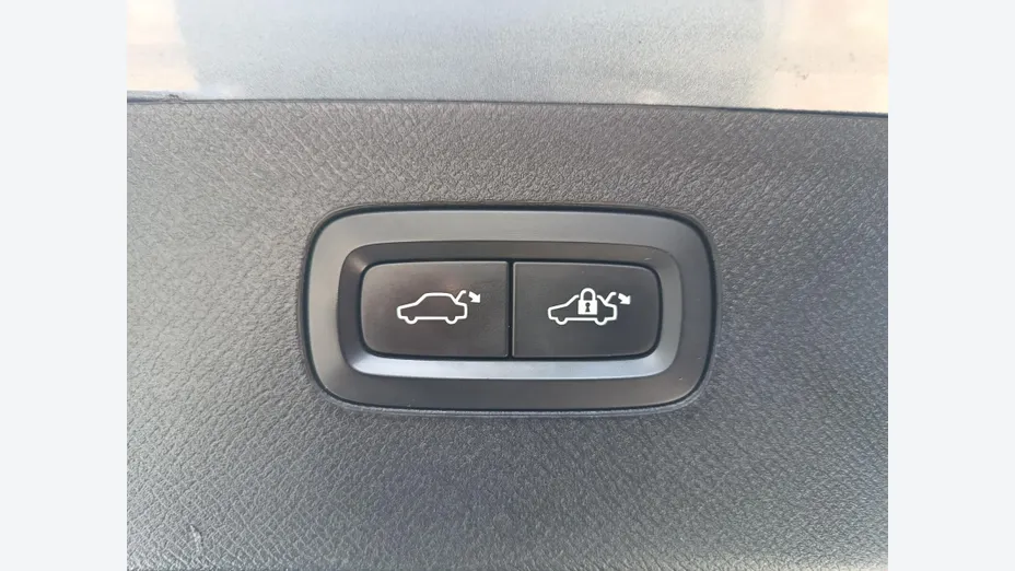 VOLVO XC90 XC90 T8 AWD Plug-In Hybrid Inscription 7os