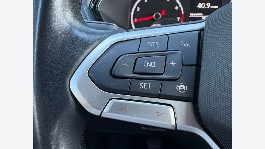 VOLKSWAGEN T-Cross T-Cross 1.0 TSI Life