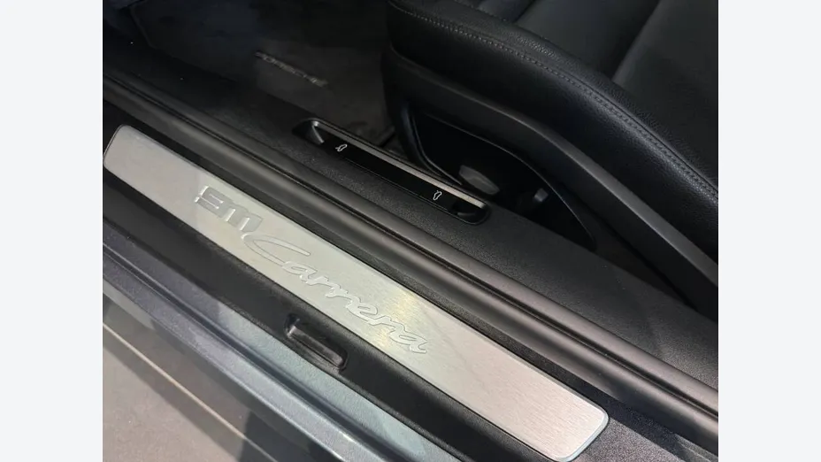 PORSCHE 911 911 Carrera