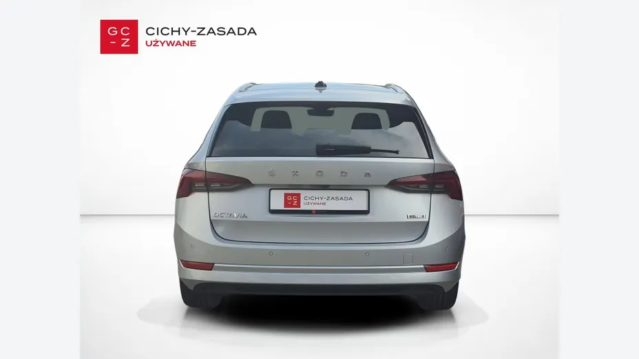 SKODA Octavia -
