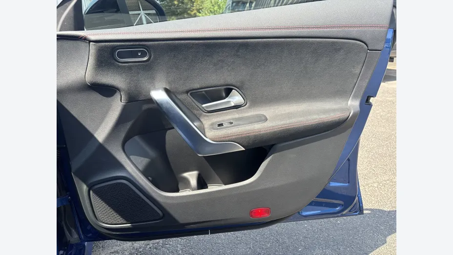 MERCEDES-BENZ CLA CLA 200 mHEV AMG Line 7G-DCT