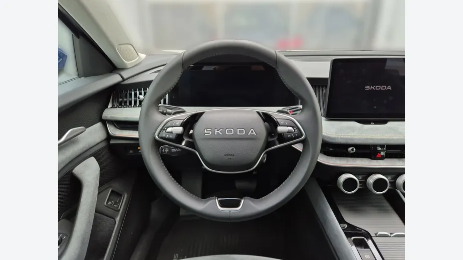 SKODA Superb Superb 1.5 TSI Plug-in Hybrid Edition 130 DSG