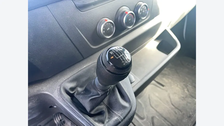 RENAULT Master -