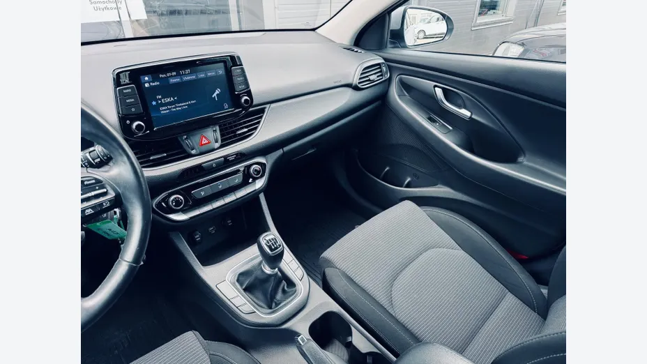 HYUNDAI i30 i30 1.0 T-GDI Modern