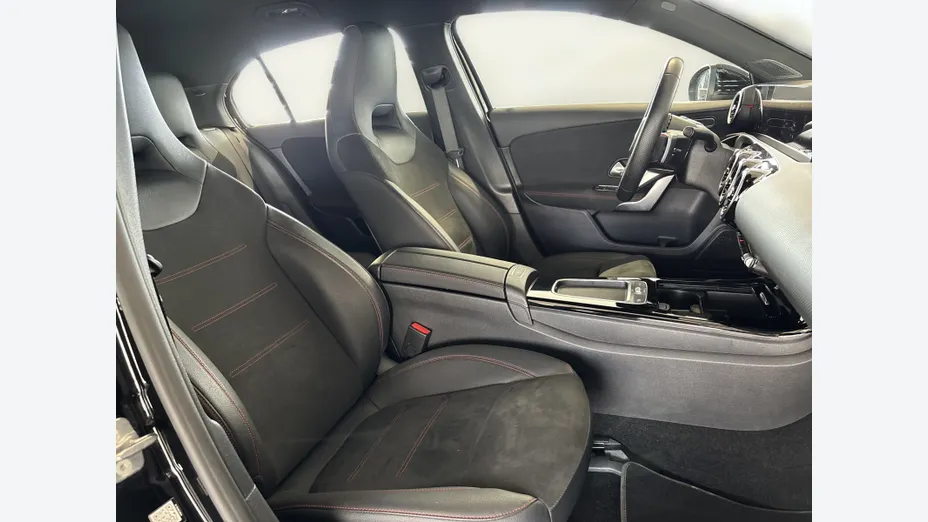 MERCEDES-BENZ A Klasa A 200 AMG Line 7G-DCT