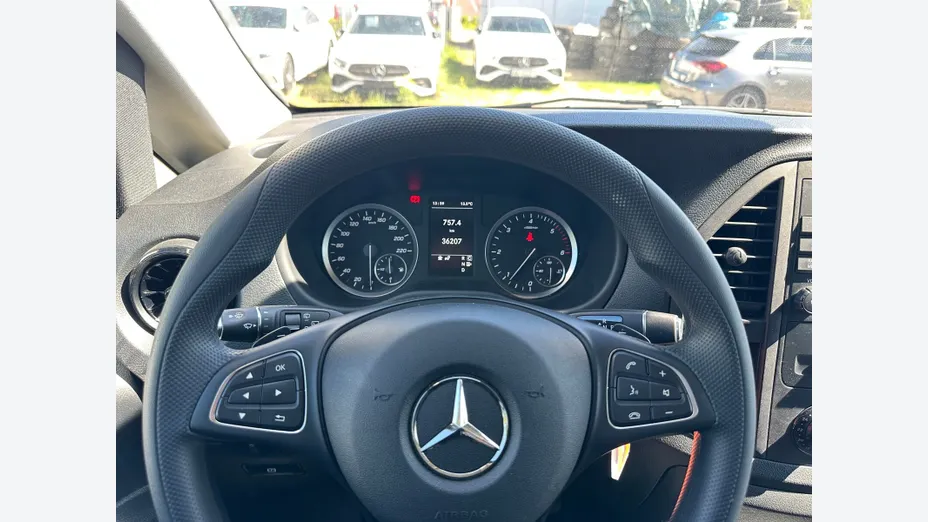 MERCEDES-BENZ Vito Vito Tourer 114 CDI L2 Pro 9G-Tronic 447.703