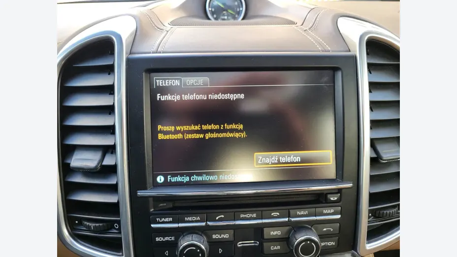 PORSCHE Cayenne -