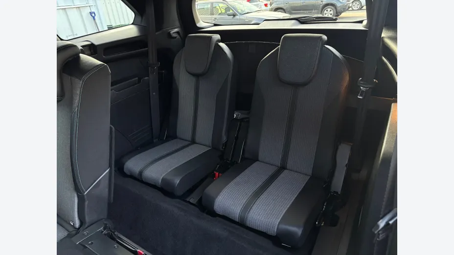 PEUGEOT 5008 5008 1.5 BlueHDi Allure Pack S&S EAT8