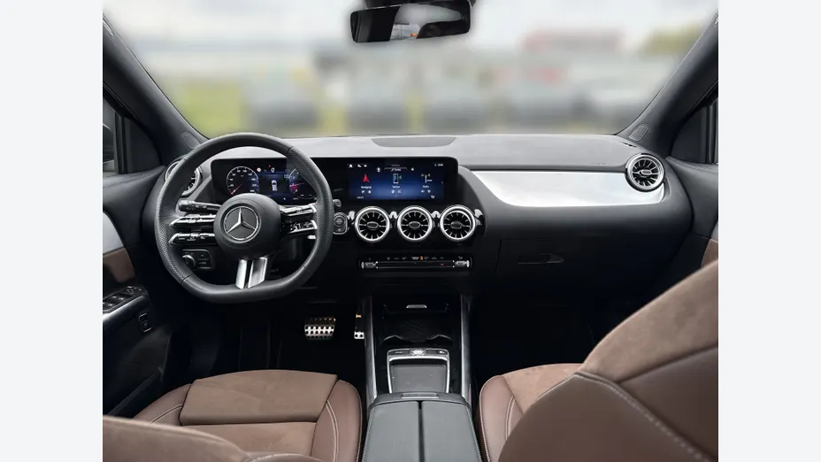 MERCEDES-BENZ GLA GLA 200 mHEV AMG Line 7G-DCT