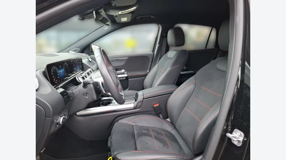 MERCEDES-BENZ GLA GLA 220 d 4-Matic AMG Line 8G-DCT