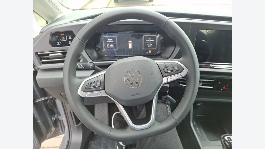 VOLKSWAGEN Caddy osobowy Caddy 1.5 TSI Life DSG Nowy