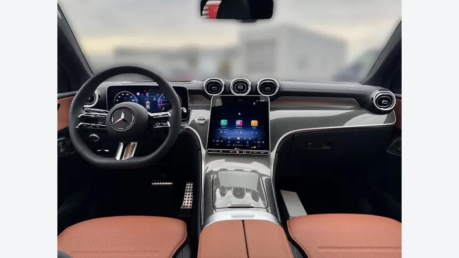 MERCEDES-BENZ GLC -