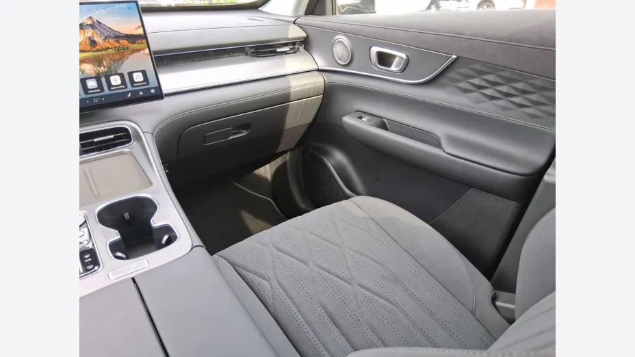 CHERY Tiggo 8 -