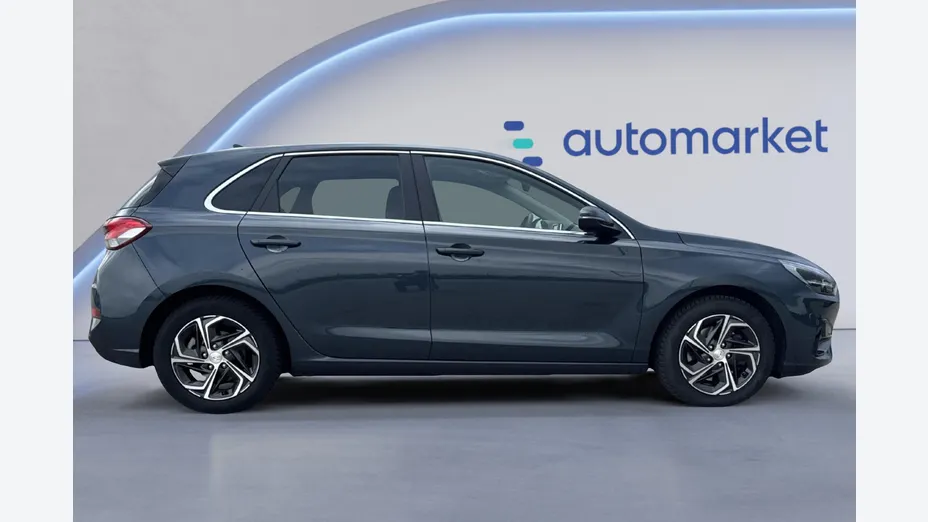 HYUNDAI i30 i30 1.0 T-GDI Smart