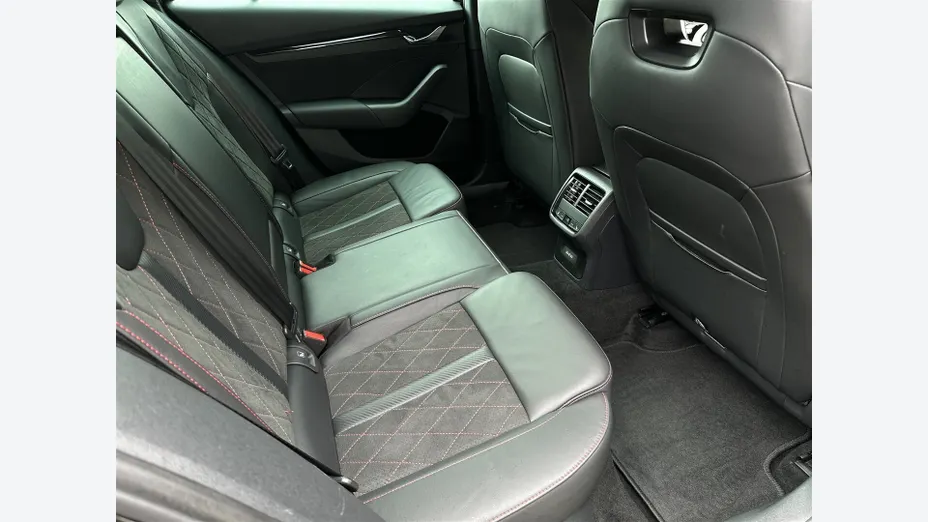 SKODA Octavia Octavia 2.0 TDI RS DSG