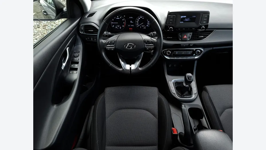 HYUNDAI i30 i30 1.0 T-GDI Modern