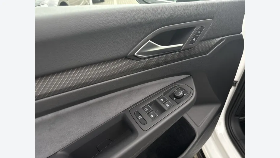 VOLKSWAGEN Golf Golf VIII 1.5 TSI EVO R-Line