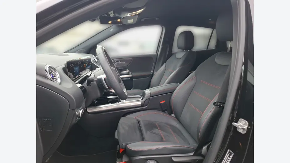 MERCEDES-BENZ GLA GLA 200 mHEV AMG Line 7G-DCT