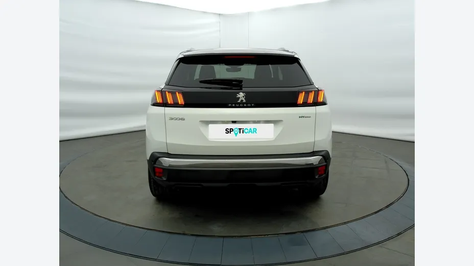 PEUGEOT 3008 -