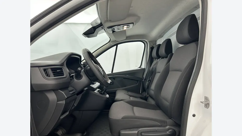 RENAULT Trafic -