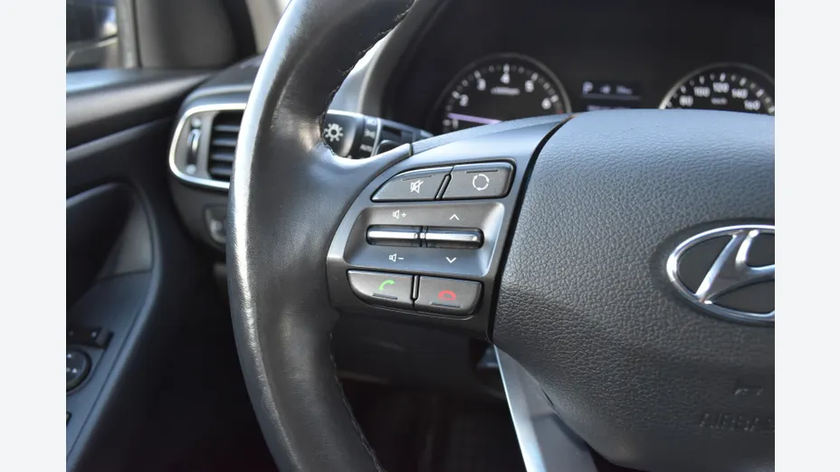 HYUNDAI i30 i30 1.4 T-GDI Classic + DCT