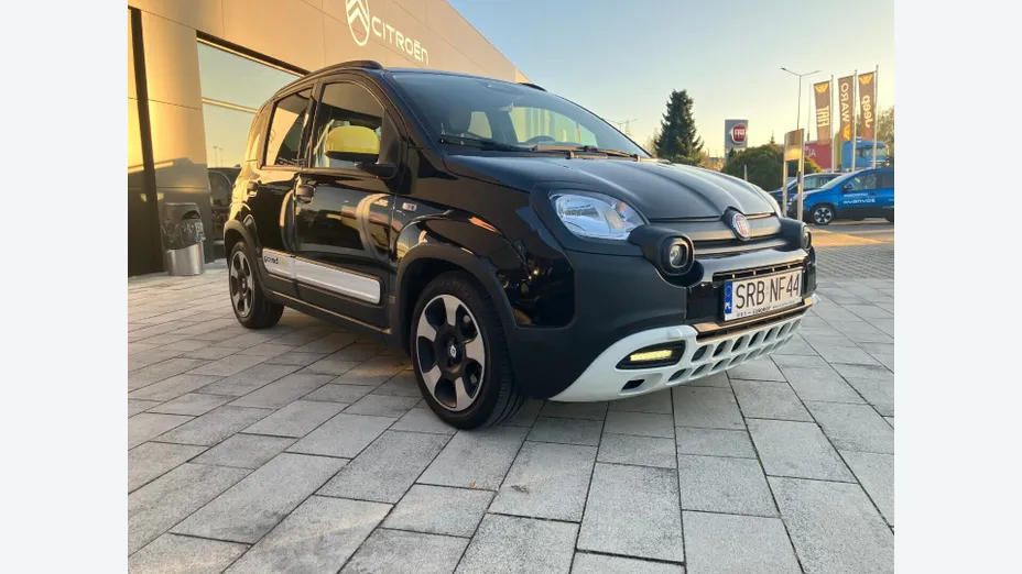 FIAT Panda Pandina 1.0 Hybrid Cross