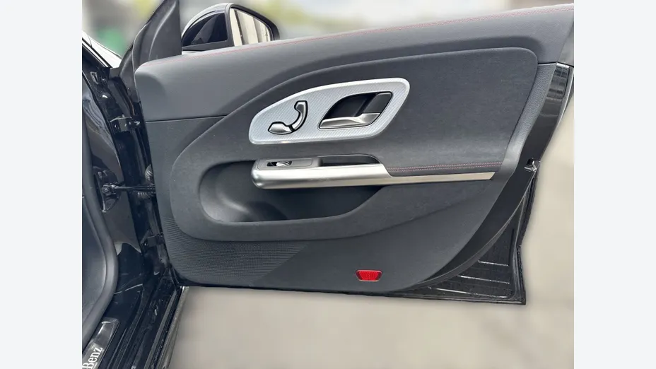 MERCEDES-BENZ CLA CLA 200 mHEV 8G-DCT