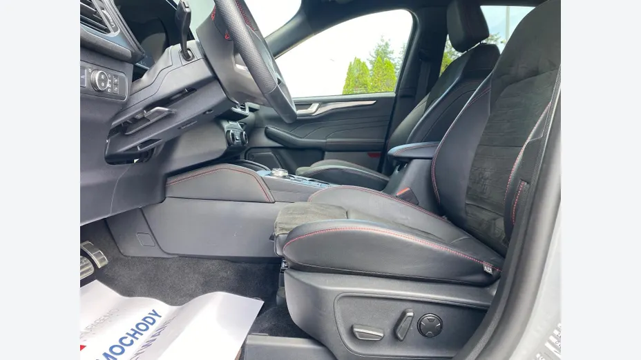 FORD Kuga Kuga 2.5 FHEV FWD Graphite Tech Edition e-CVT