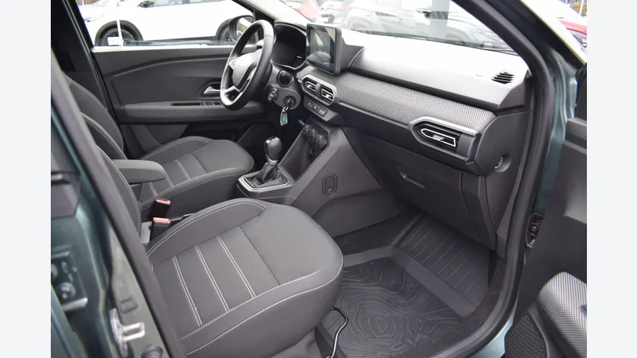 DACIA Jogger Jogger 1.6 Full Hybrid 140 Expression MMT